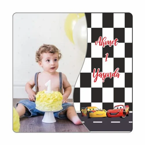 Şimşek Mcqueen Temalı Doğum Günü Magneti